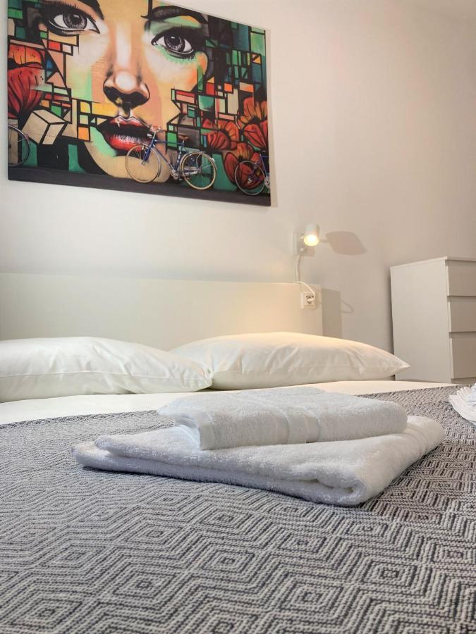 Carillon By Bestchoice - Old City - Self Check-In With Parking Option 그라츠 외부 사진