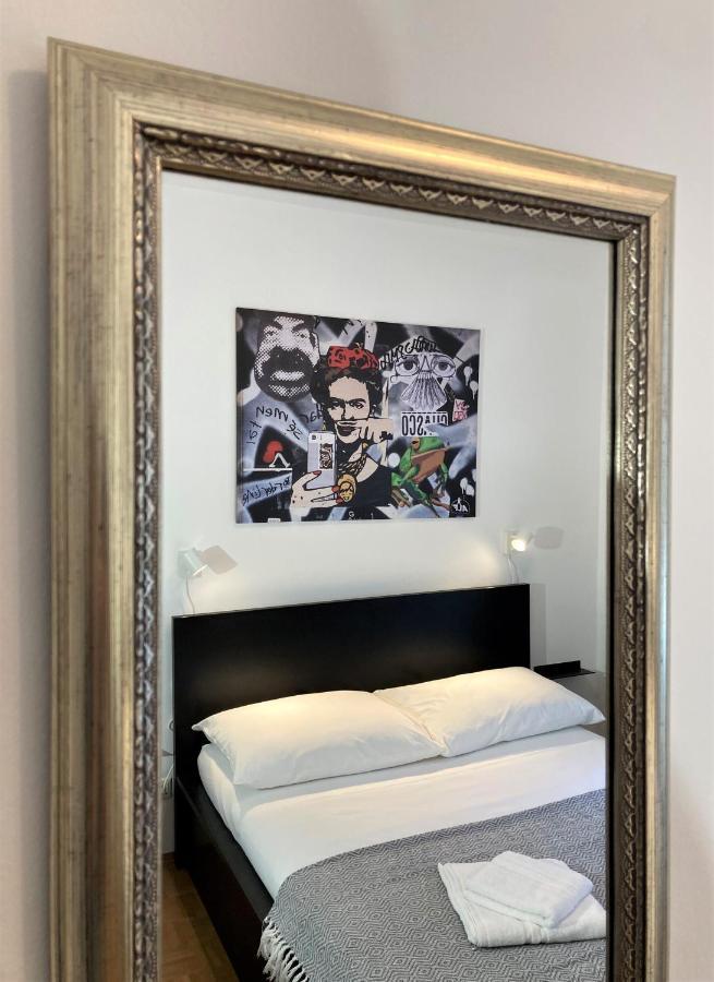 Carillon By Bestchoice - Old City - Self Check-In With Parking Option 그라츠 외부 사진