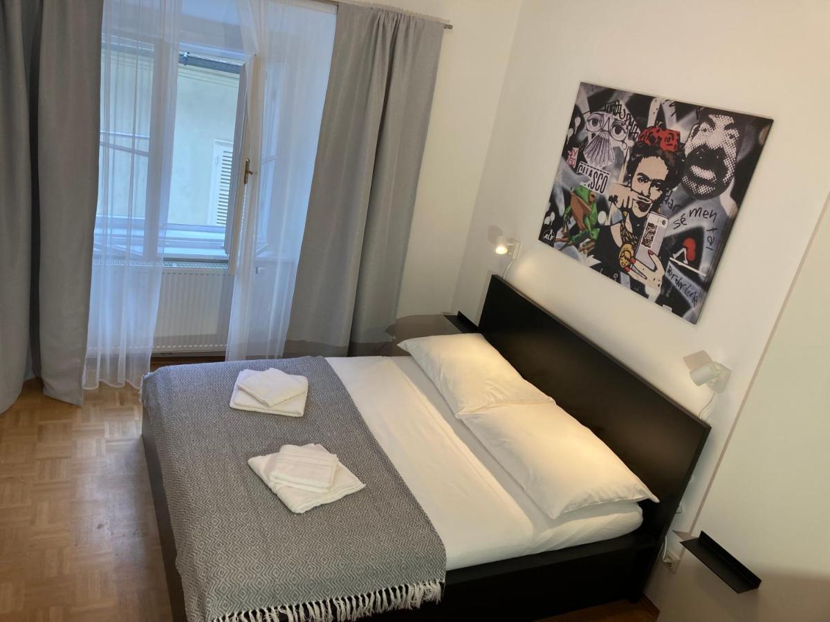Carillon By Bestchoice - Old City - Self Check-In With Parking Option 그라츠 외부 사진