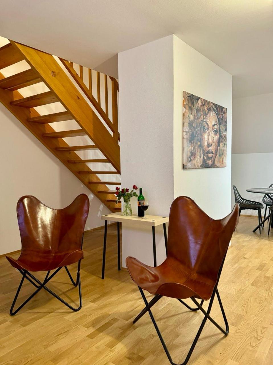 Carillon By Bestchoice - Old City - Self Check-In With Parking Option 그라츠 외부 사진